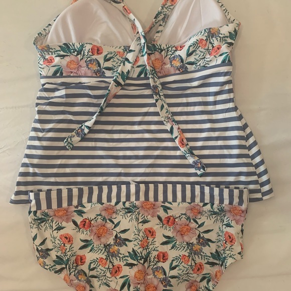 EUC Apt 9  3-piece  Floral bathing suit Size XL - Picture 2 of 3